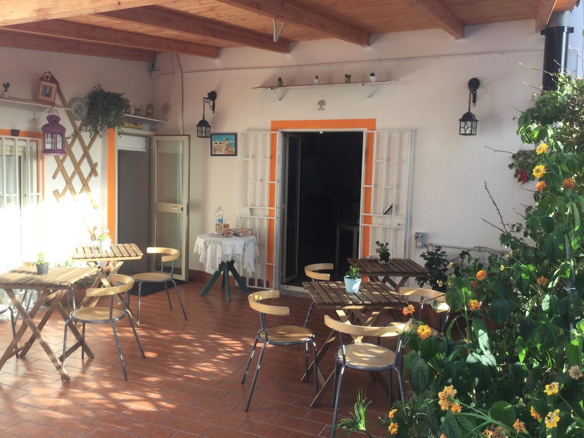 B&B La Terrazza Napoli Esterno foto